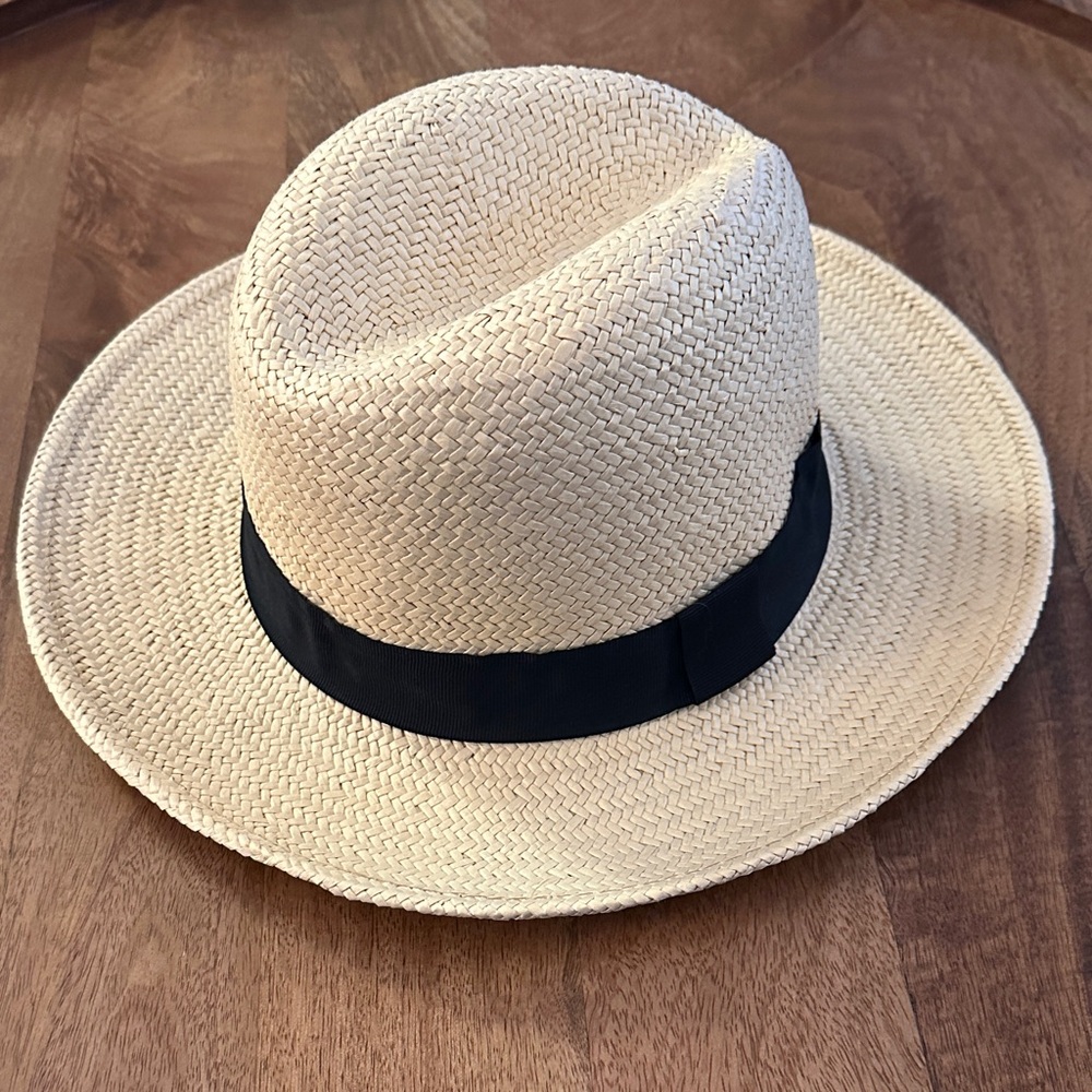 NWT Banana Republic Straw Fedora with Black Band (sz: L / XL)